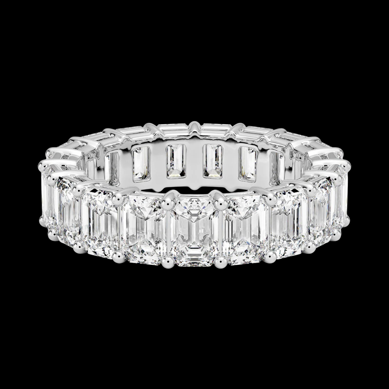 Natural Diamomd Emerald Cut Ring in Gold